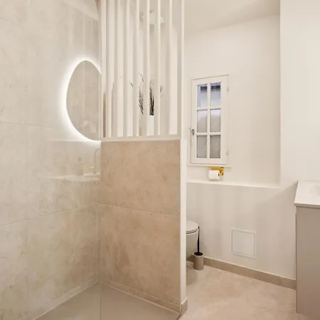 Cosy Moon For 4 Or 6 People Quartier Du Port Nice