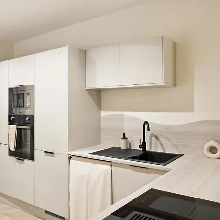 Cosy Moon For 4 Or 6 People Quartier Du Port * Niza
