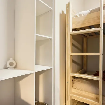 Cosy Moon For 4 Or 6 People Quartier Du Port Niza