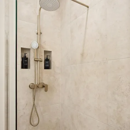 Cosy Moon For 4 Or 6 People Quartier Du Port Apartamento *